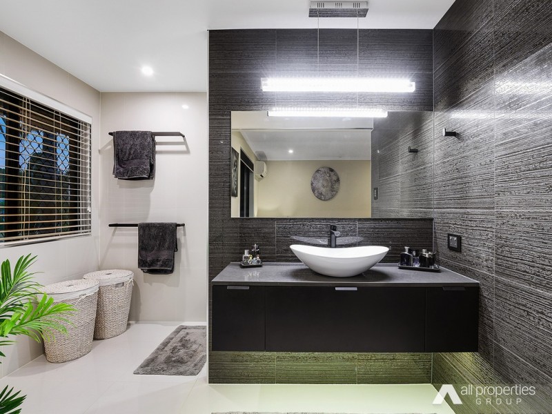 7-9 Cockatiel Court, Greenbank QLD 4124