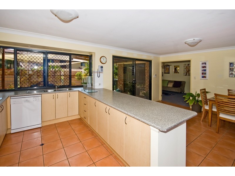 14 Dampier Cres, Drewvale QLD 4116