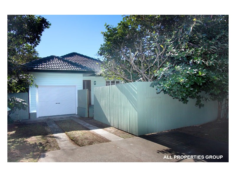 258 Verney Road East, Graceville QLD 4075