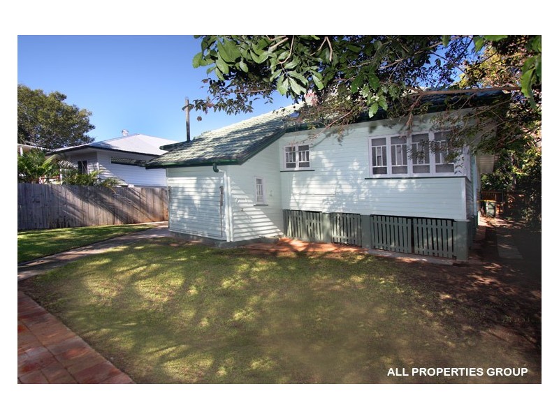 258 Verney Road East, Graceville QLD 4075