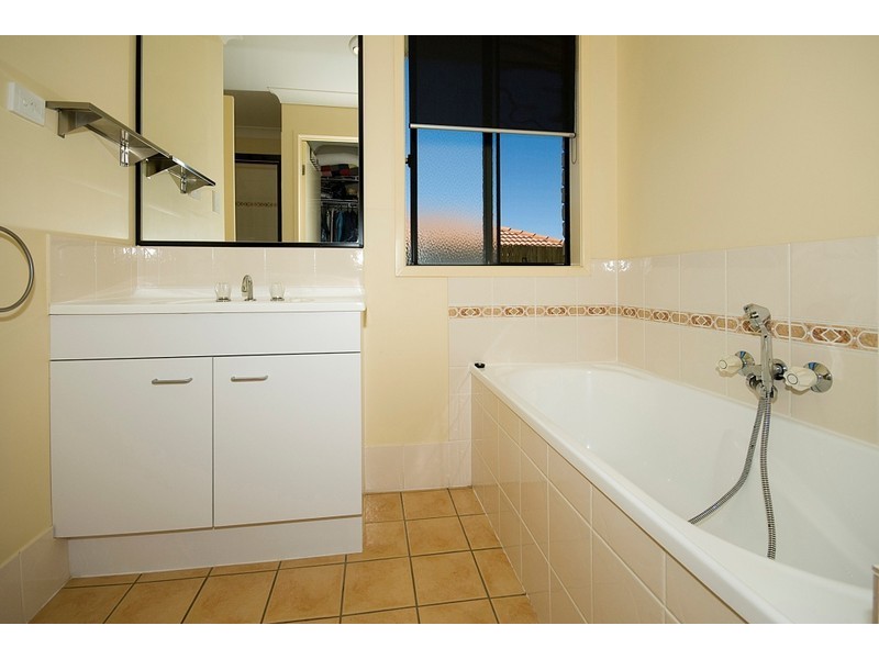 24 Buckley Drive, Drewvale QLD 4116