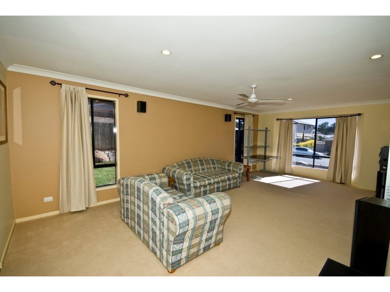 24 Buckley Drive, Drewvale QLD 4116