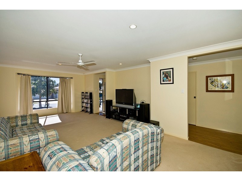 24 Buckley Drive, Drewvale QLD 4116