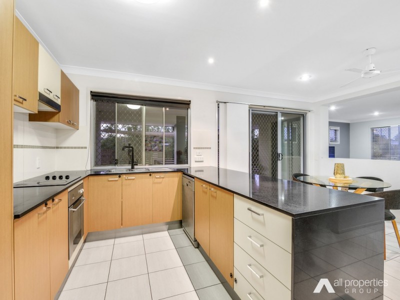 15 Aquatic Street, Berrinba QLD 4117