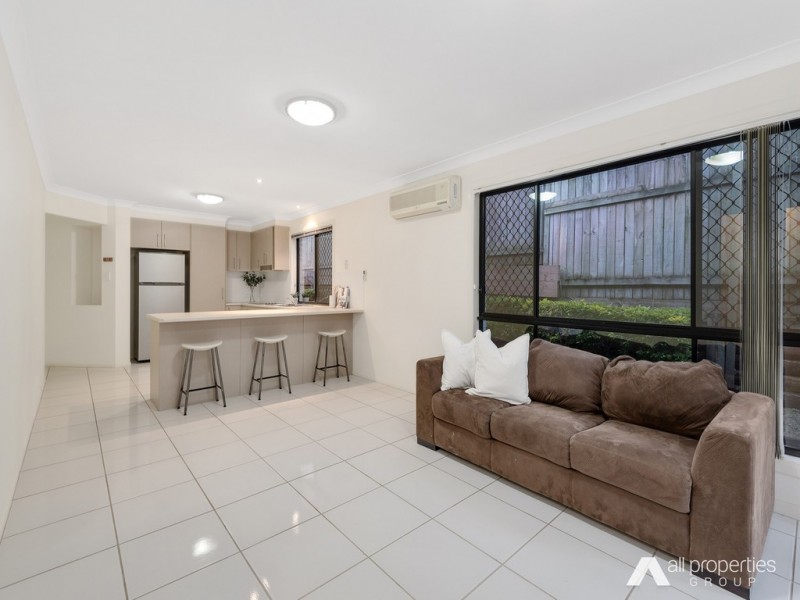 2/2 Sam Place, Thornlands QLD 4164
