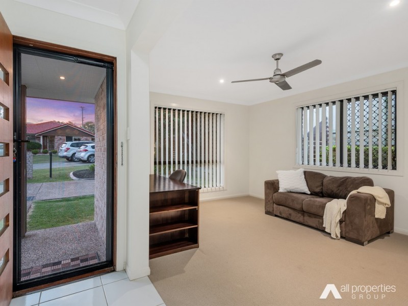 2/2 Sam Place, Thornlands QLD 4164