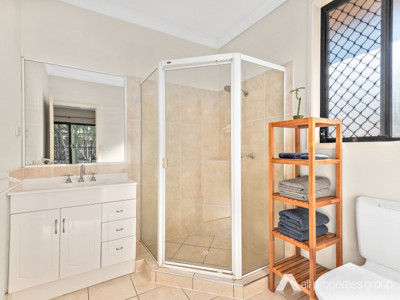 20 Belmore Crescent, Forest Lake QLD 4078