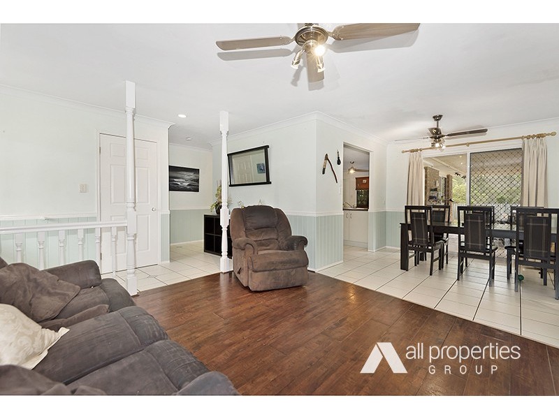 62 HALDHAM CRESCENT, Regents Park QLD 4118