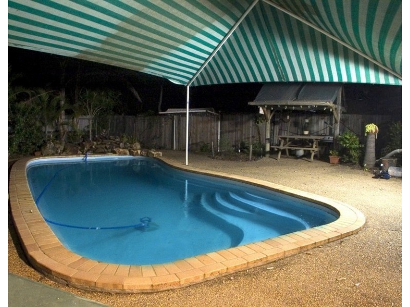 25 Arbour Way, Regents Park QLD 4118