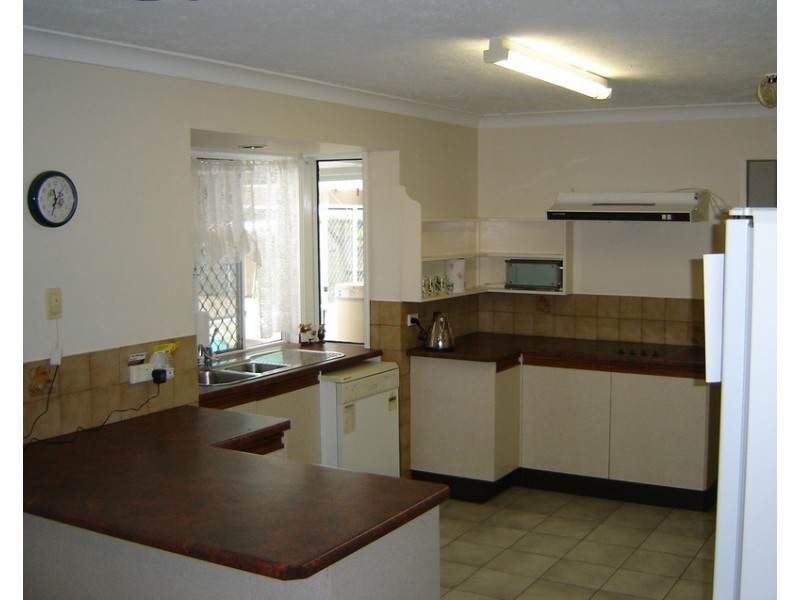 25 Arbour Way, Regents Park QLD 4118