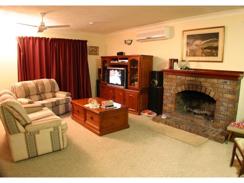 25 Arbour Way, Regents Park QLD 4118