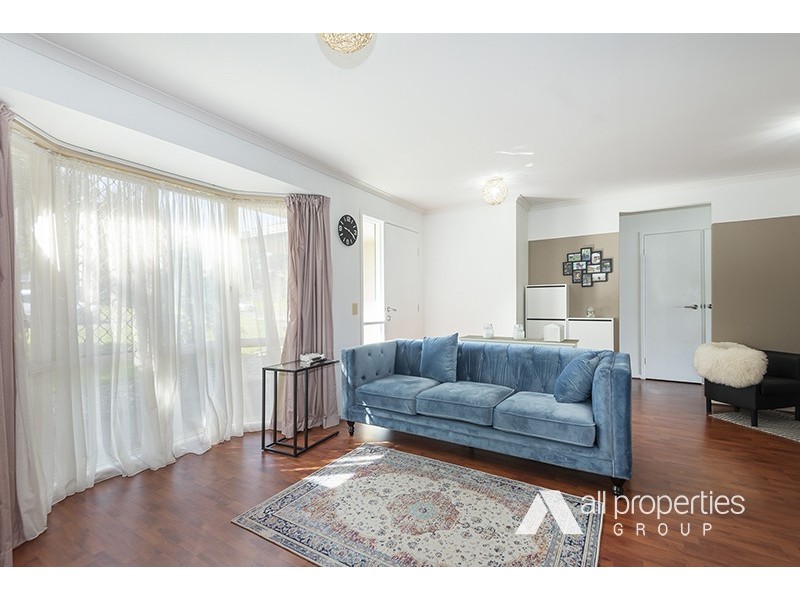 13 Sundowner St, Regents Park QLD 4118
