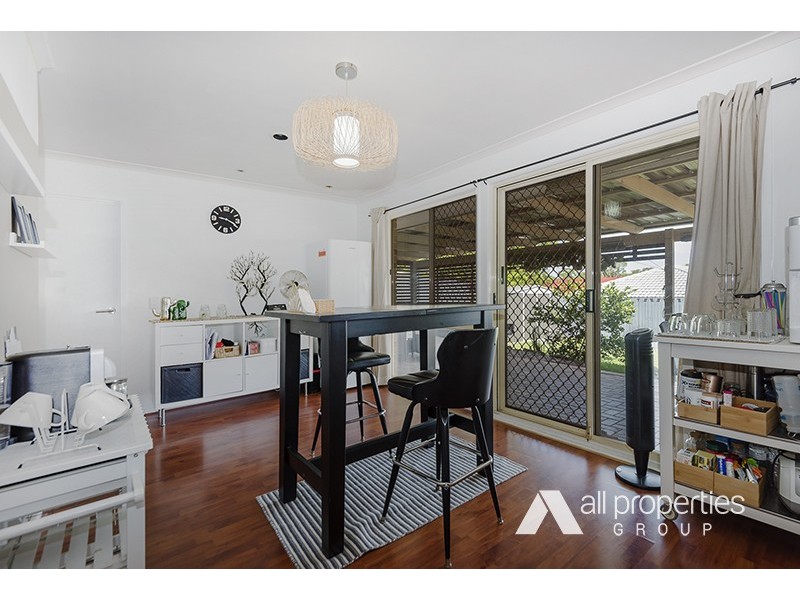 13 Sundowner St, Regents Park QLD 4118