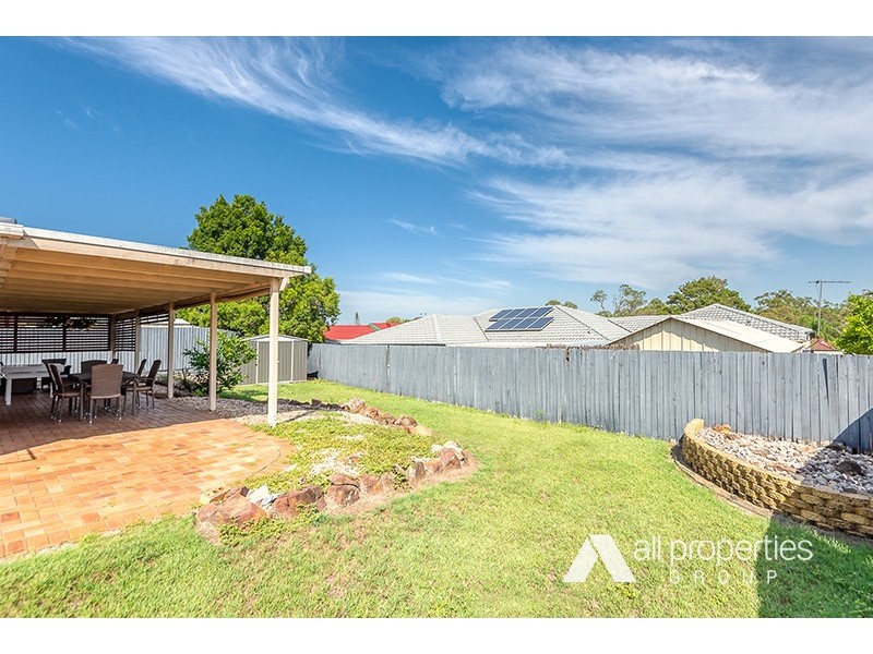 13 Sundowner St, Regents Park QLD 4118