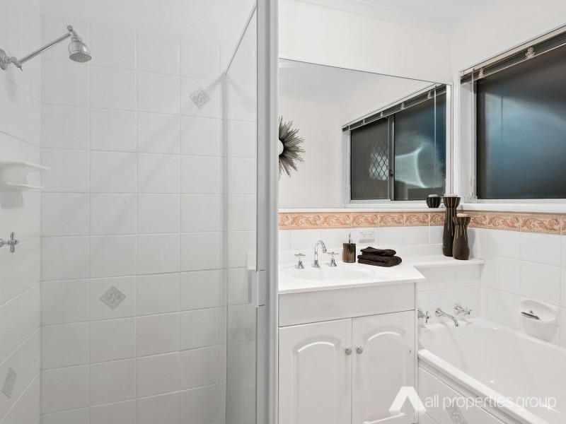 23 Highcrest Drive, Browns Plains QLD 4118