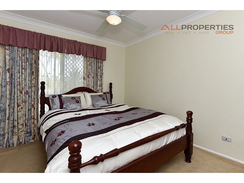 36 Dracon Street, Regents Park QLD 4118