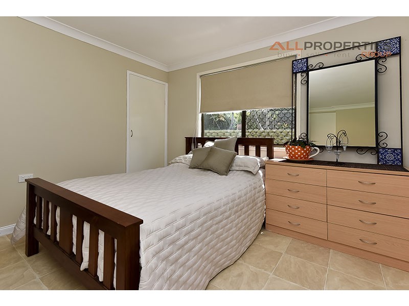 36 Dracon Street, Regents Park QLD 4118