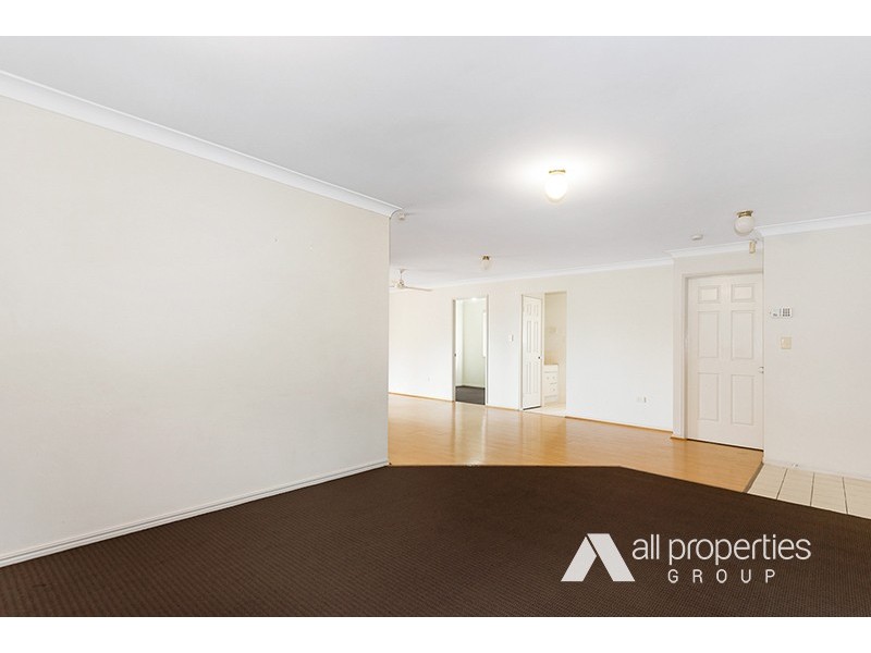 32 Wallace St, Crestmead QLD 4132