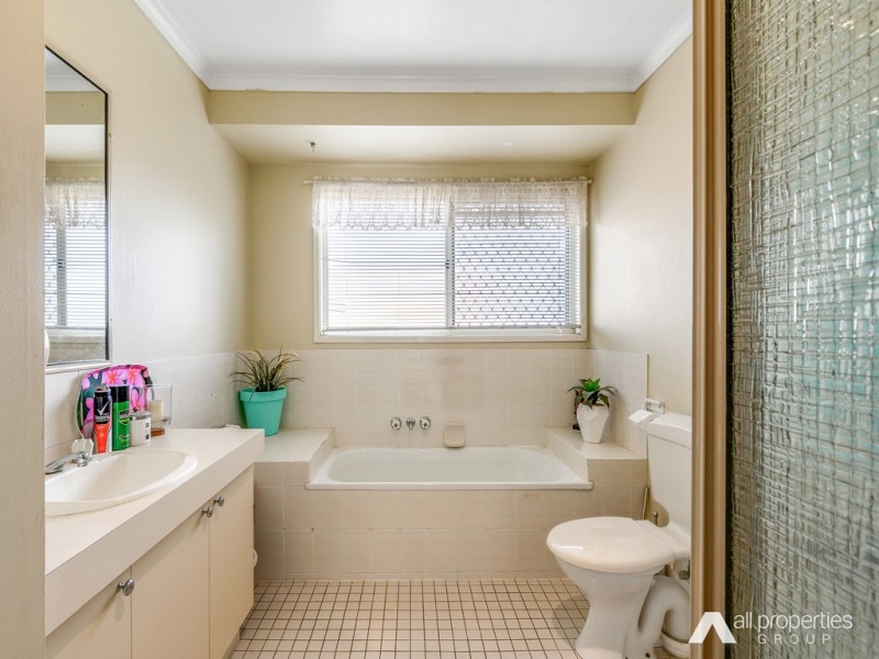 22 Owens Street, Boronia Heights QLD 4124