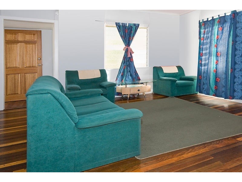 80 Addison Road, Camira QLD 4300
