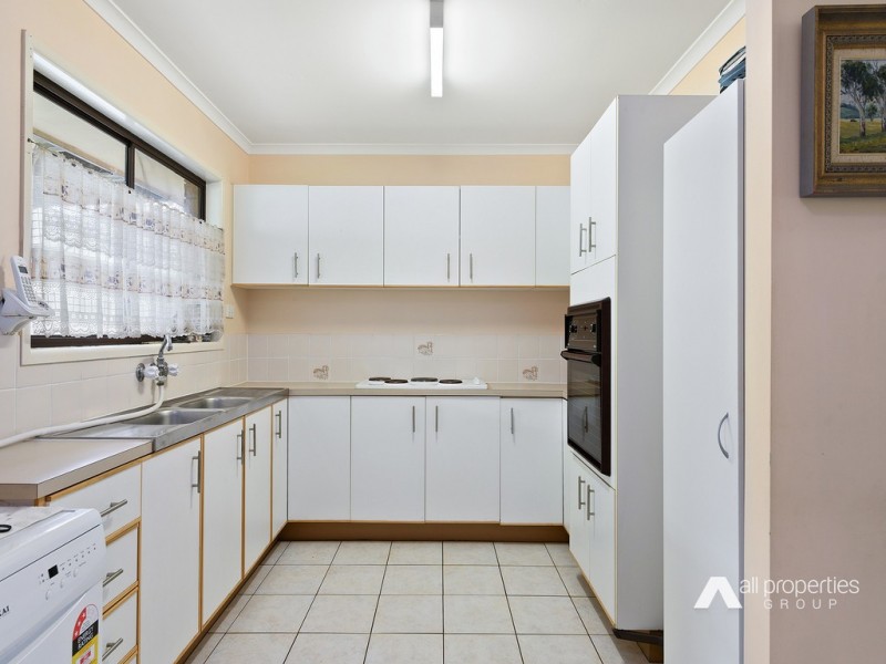 5 Mack Ct, Boronia Heights QLD 4124