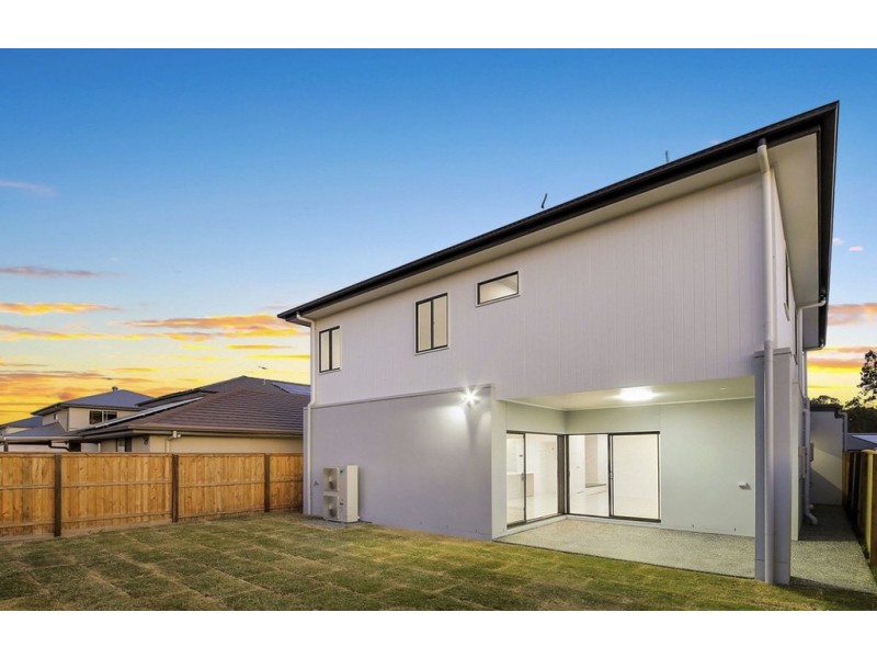 18 Ivory Crescent, Pallara QLD 4110