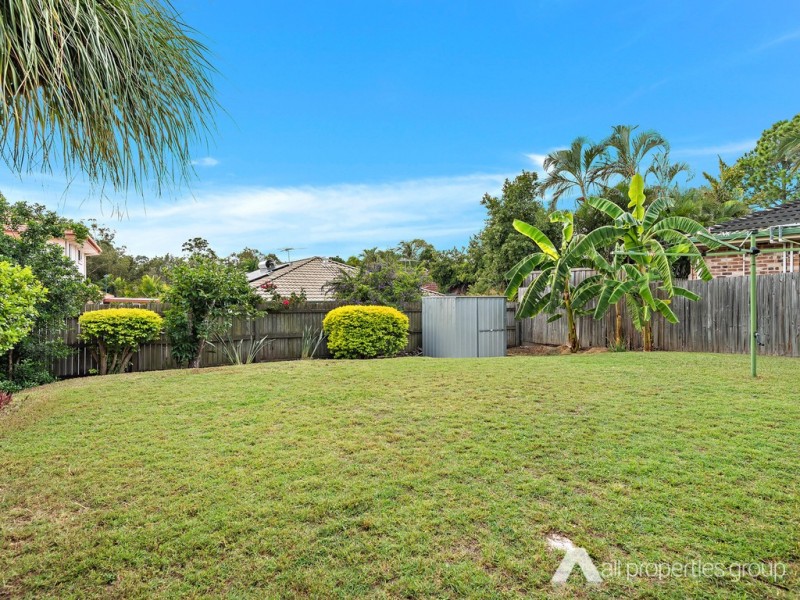 40 Lakeside Crescent, Forest Lake QLD 4078