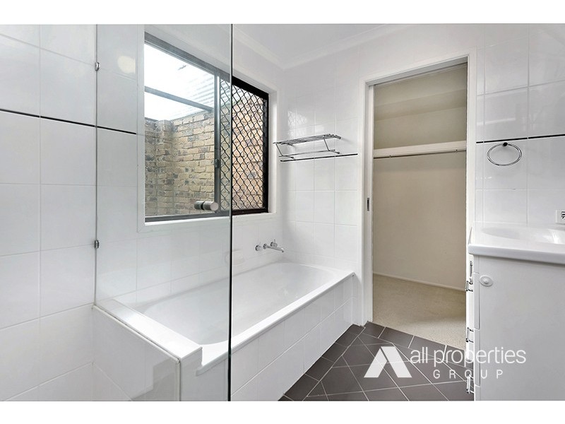 40 Kadlunga Court, Boronia Heights QLD 4124