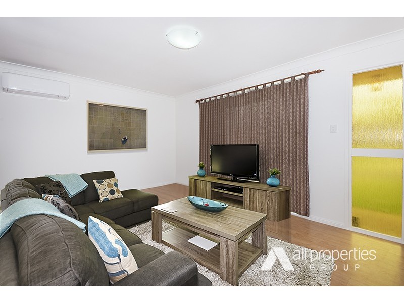 4 Dracon Street, Regents Park QLD 4118