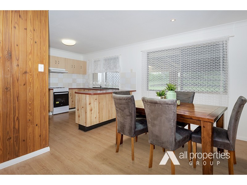 4 Dracon Street, Regents Park QLD 4118