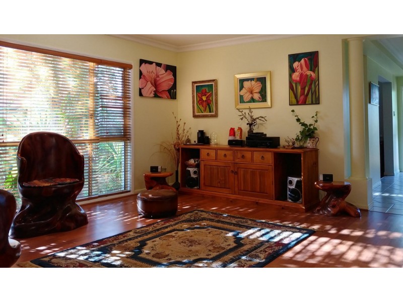 15 Wellington Place, Parkinson QLD 4115