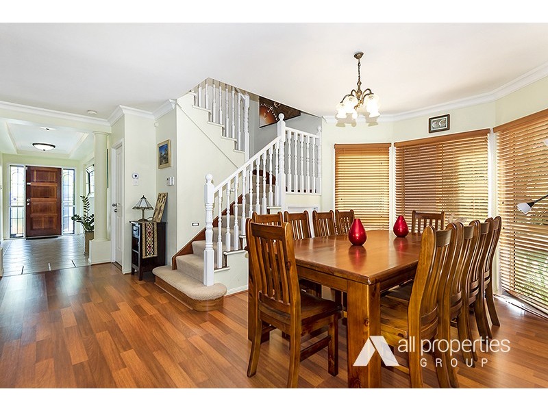 15 Wellington Place, Parkinson QLD 4115