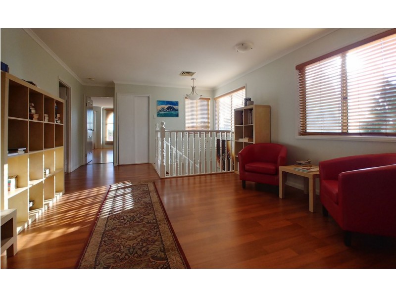 15 Wellington Place, Parkinson QLD 4115