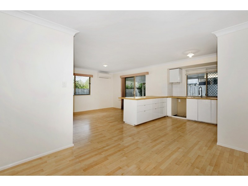 6 Ringtail Cres, Doolandella QLD 4077