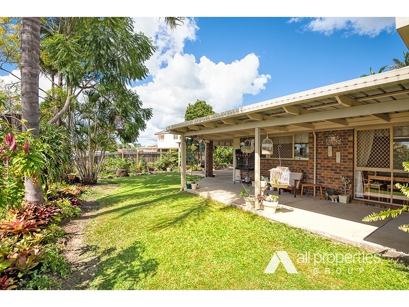 11 COPEINA CT, Regents Park QLD 4118