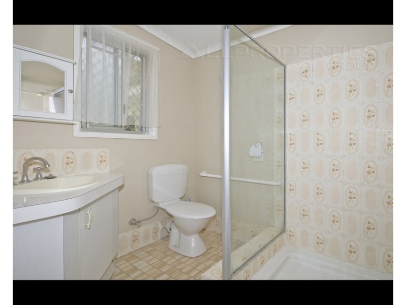 17 Nottingham Ct, Forestdale QLD 4118