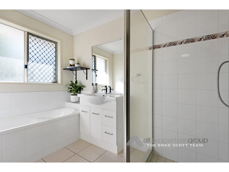 32 Ibyana Court, Jimboomba QLD 4280