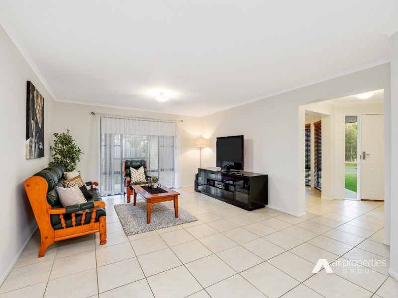 81-83 Tall Timber Road, New Beith QLD 4124