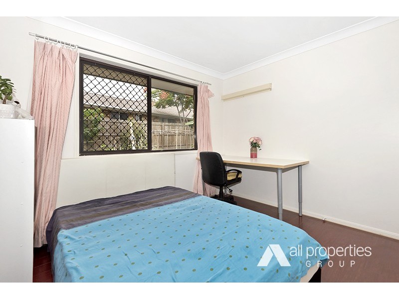 109 LAMBERTH ROAD, Regents Park QLD 4118