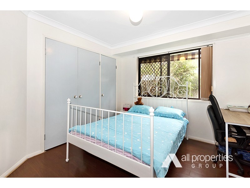 109 LAMBERTH ROAD, Regents Park QLD 4118