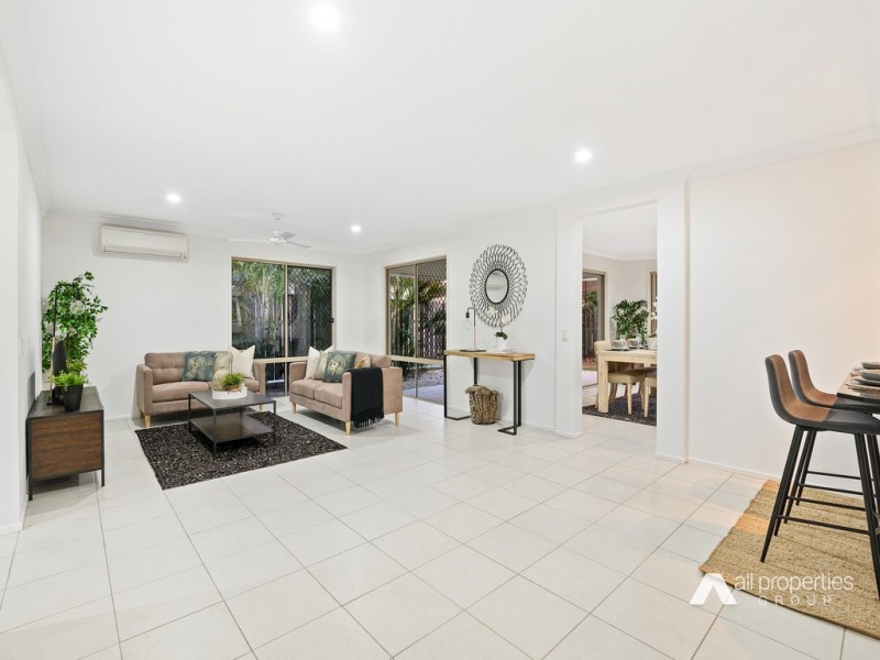 19 Aquatic St, Berrinba QLD 4117