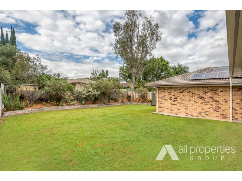 84 Bannockburn Crescent, Parkinson QLD 4115