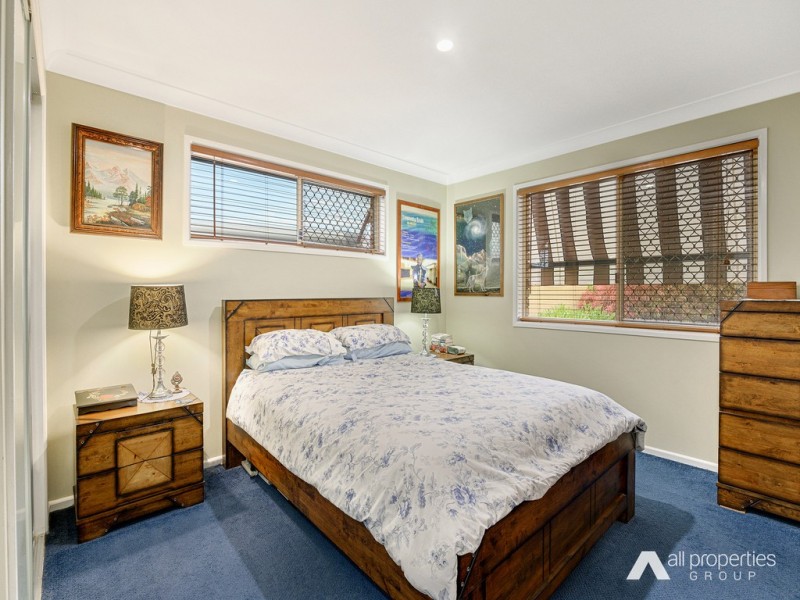 4 Town Court, Boronia Heights QLD 4124