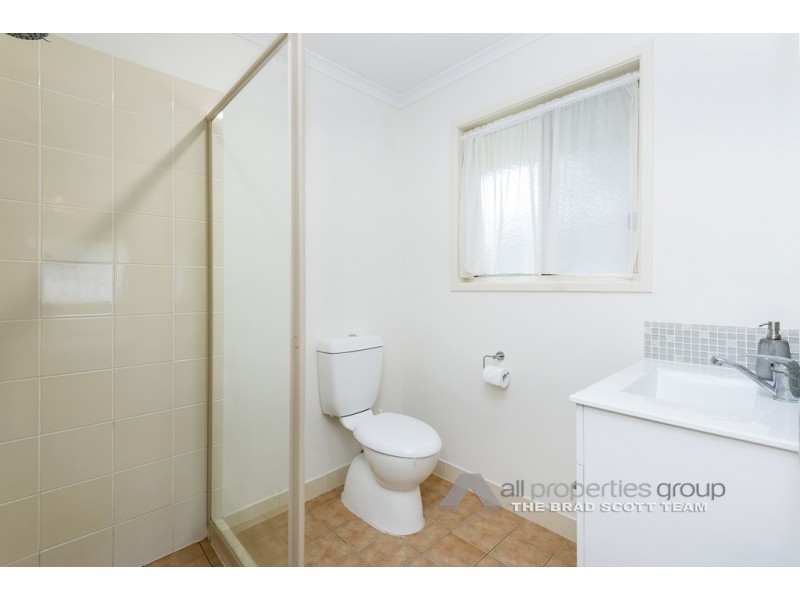 114-116 Michelle Drive, Cedar Grove QLD 4285