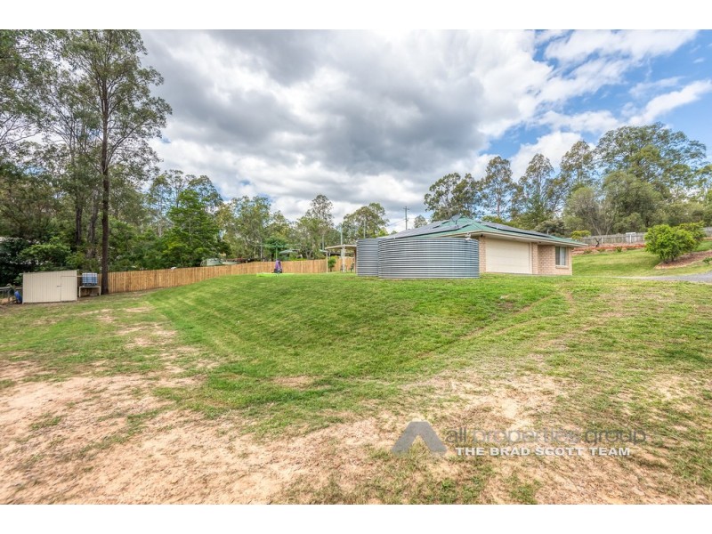 114-116 Michelle Drive, Cedar Grove QLD 4285