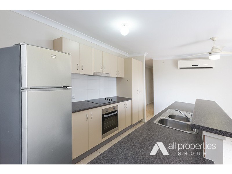 70 Steelwood Street, Heathwood QLD 4110