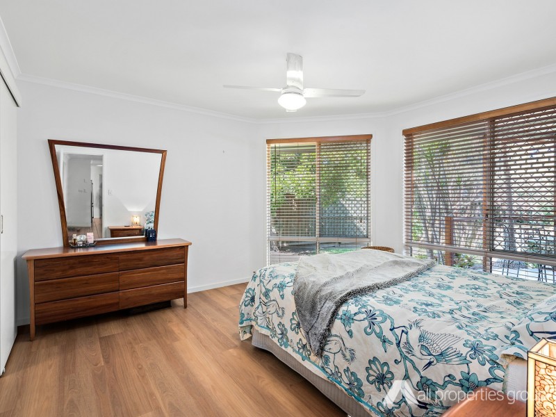 13 Murray Place, Forest Lake QLD 4078