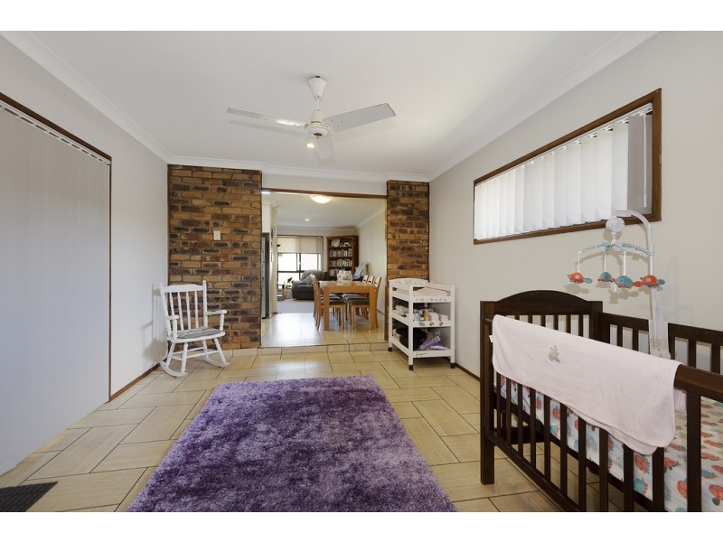 36 REGENCY DRIVE, Regents Park QLD 4118