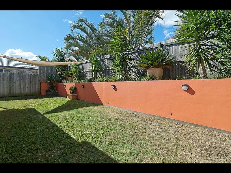 28 Canterbury Bells Circuit, Springfield Lakes QLD 4300