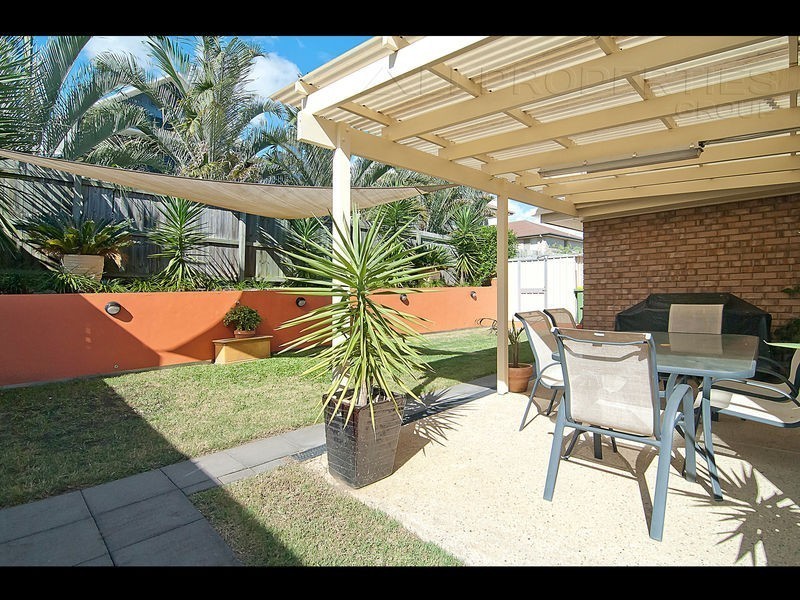 28 Canterbury Bells Circuit, Springfield Lakes QLD 4300